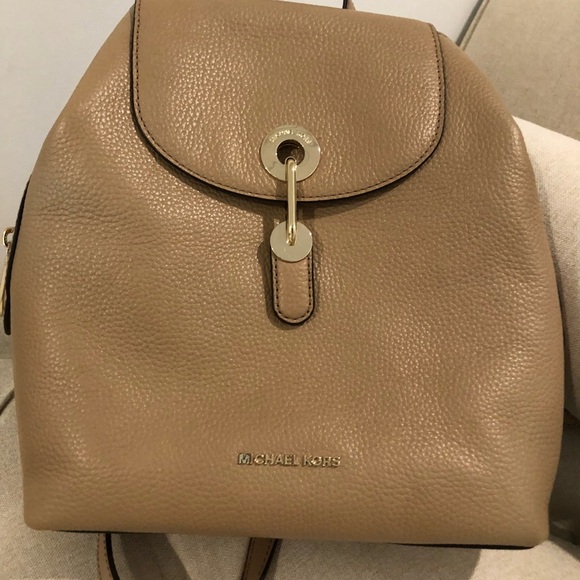 Michael Kors Backpack like new. - Picture 2 of 2